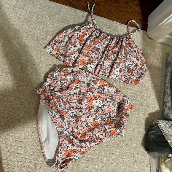 Maternity Ruffle Bikini - Medium - Picture 2 of 2